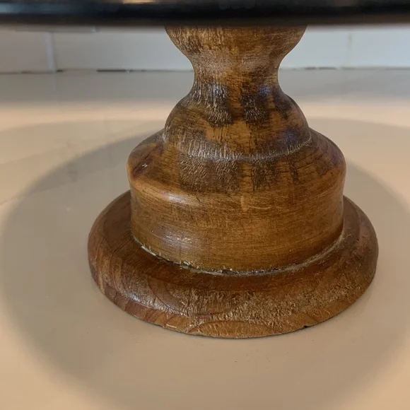 Decorative cake stand - Picture 2 of 3